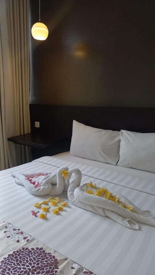 Hotel Cendana Coliving Solo Baru Esterno foto