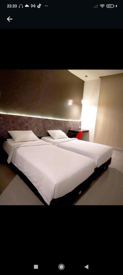 Hotel Cendana Coliving Solo Baru Esterno foto